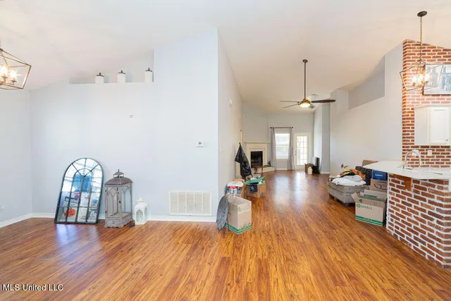 $305,000 | 99118 Koloa Street, Diamondhead, MS 39525