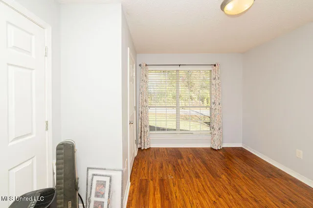 $305,000 | 99118 Koloa Street, Diamondhead, MS 39525