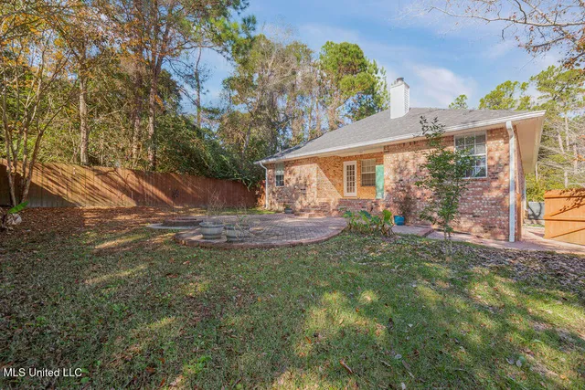 $305,000 | 99118 Koloa Street, Diamondhead, MS 39525