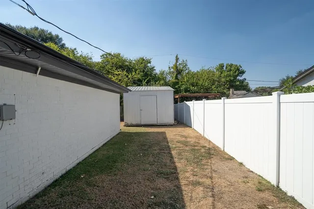 $365,000 | 2717 Prestondale Drive, Hurst, TX 76054