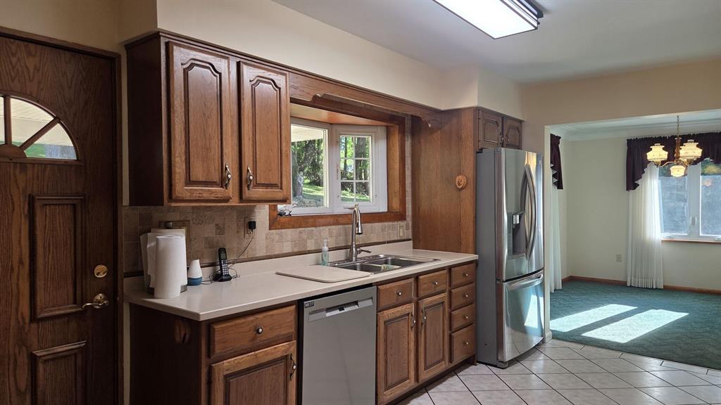 377 Orr Avenue Apollo, PA 15613 - Photo 9 of 17