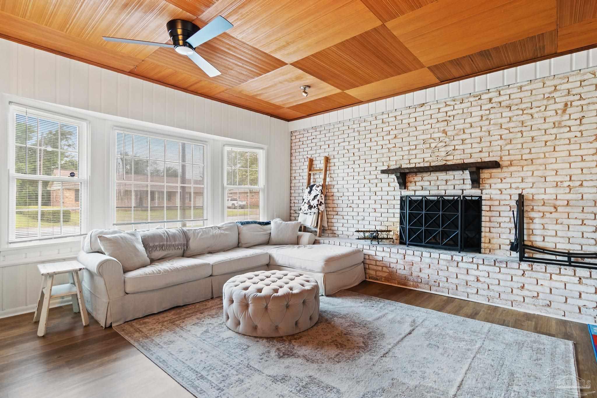 3610 Bonner Road Pensacola, FL 32503 - Photo 16 of 37 Gallery Image 16