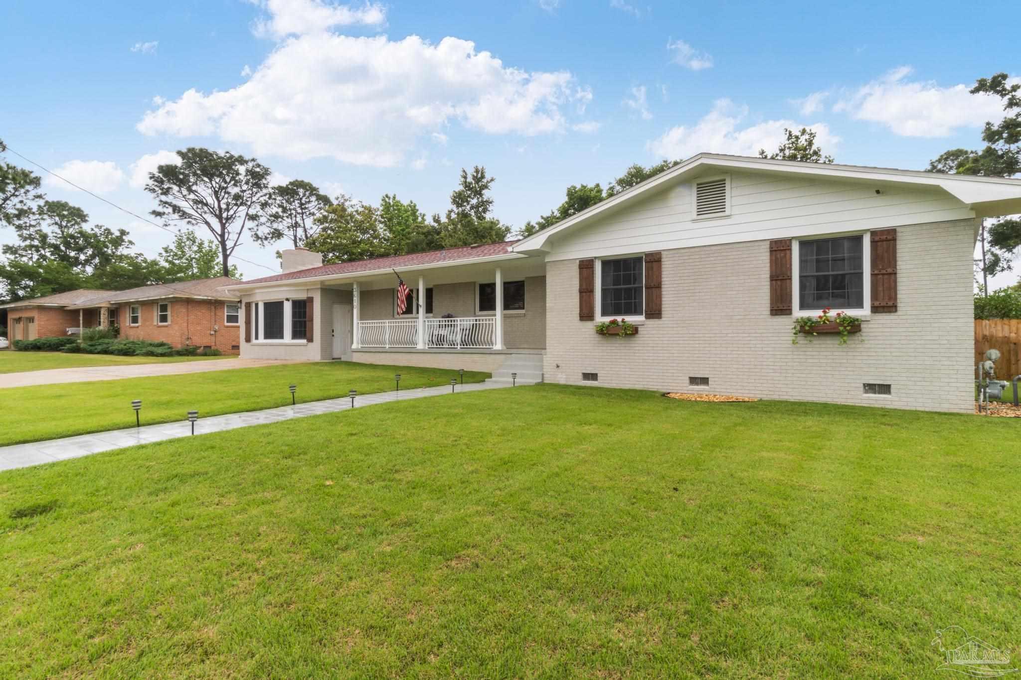 3610 Bonner Road Pensacola, FL 32503 - Photo 3 of 37 Gallery Image 3
