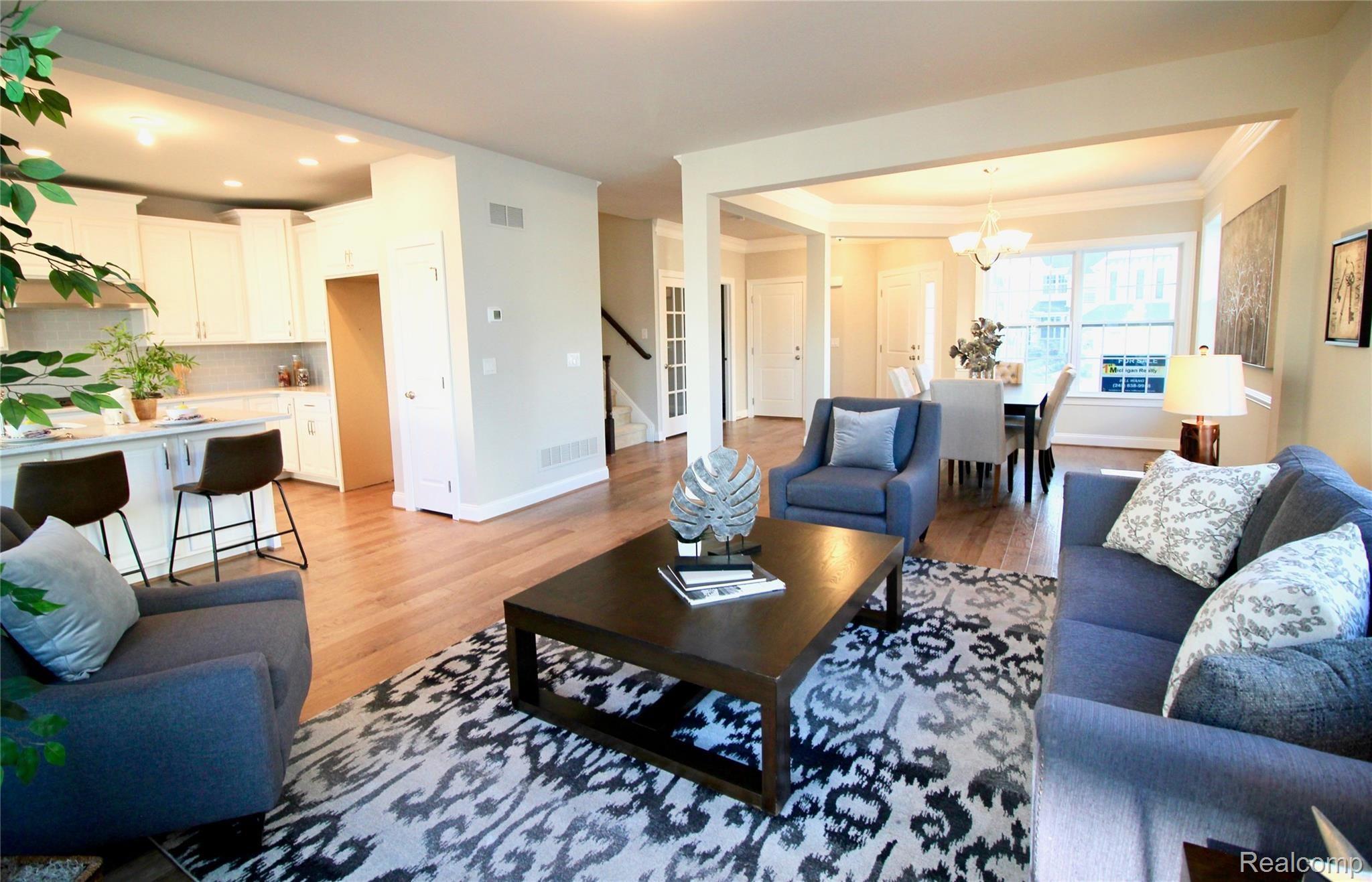 42925 Cardinal Way, Unit 76 Novi, MI 48375 - Photo 13 of 24 IMG_2202.jpg