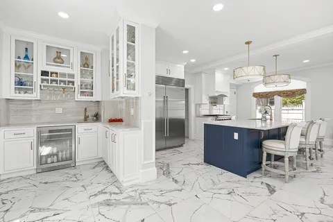 $2,495,000 | 112 Highland Avenue, Winchester, MA 01890