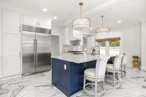 $2,495,000 | 112 Highland Avenue, Winchester, MA 01890