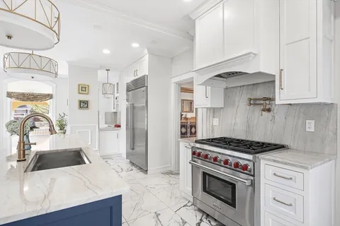 $2,495,000 | 112 Highland Avenue, Winchester, MA 01890