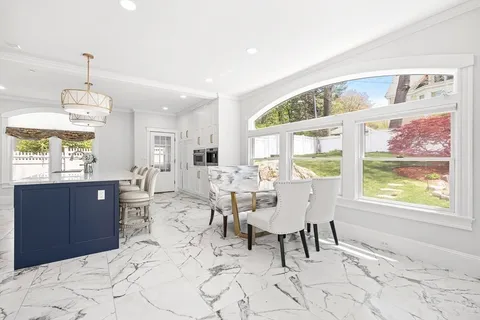 $2,495,000 | 112 Highland Avenue, Winchester, MA 01890