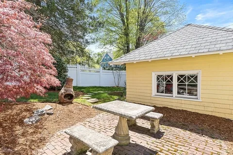 $2,495,000 | 112 Highland Avenue, Winchester, MA 01890