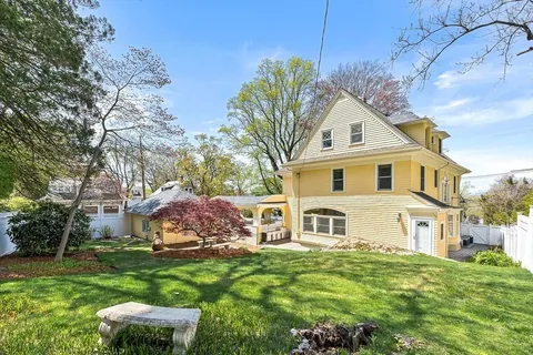 $2,495,000 | 112 Highland Avenue, Winchester, MA 01890