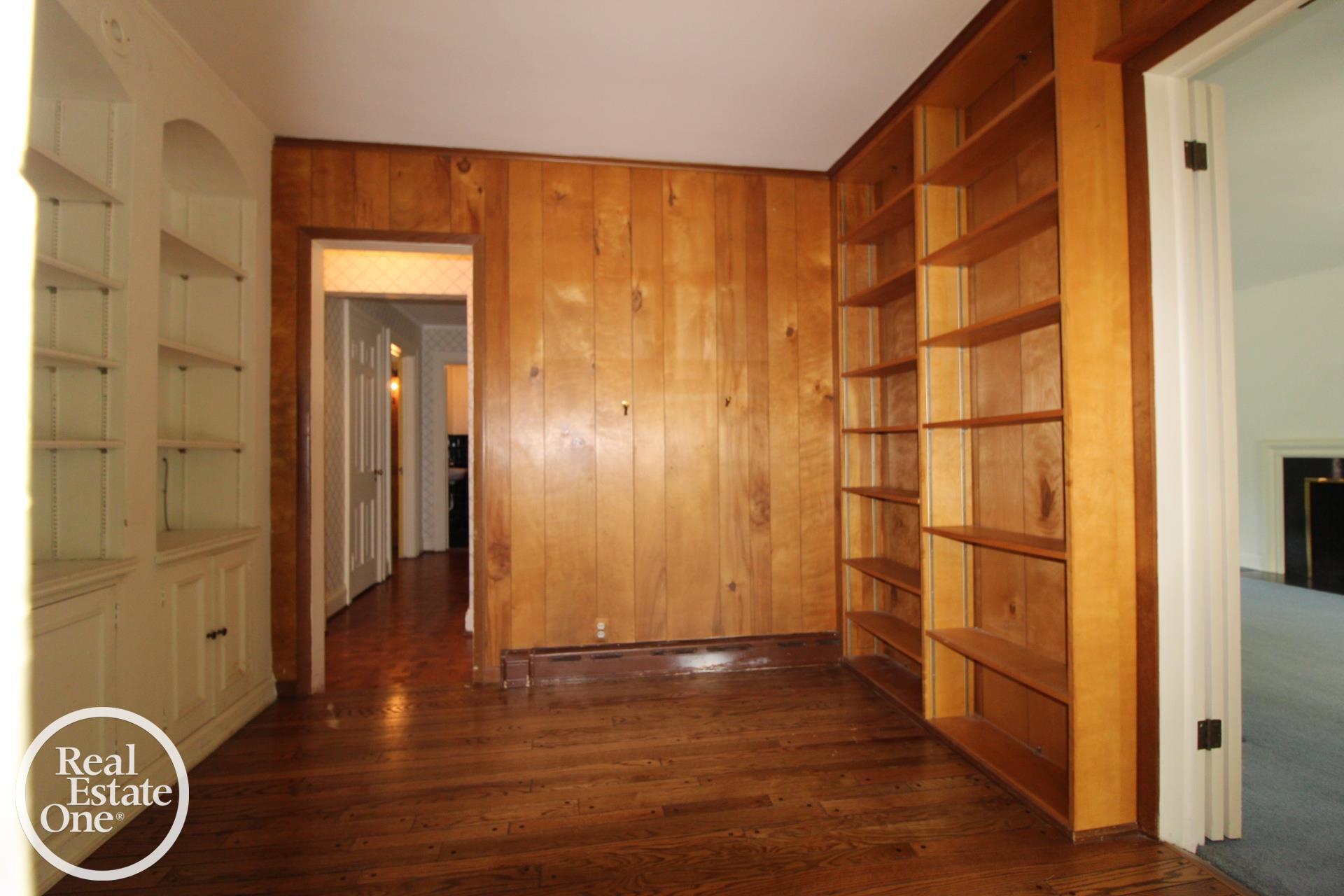 93 Moran Road Grosse Pointe Farms, MI 48236 - Photo 10 of 71