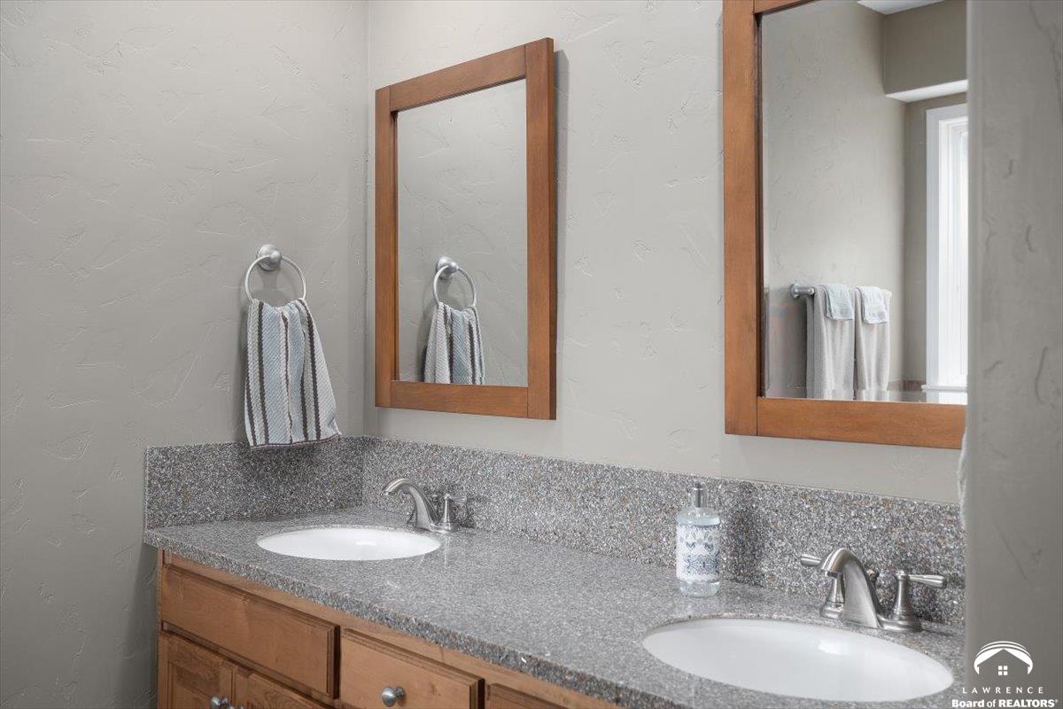 5249 Carson Place Lawrence, KS 66049 - Photo 20 of 25