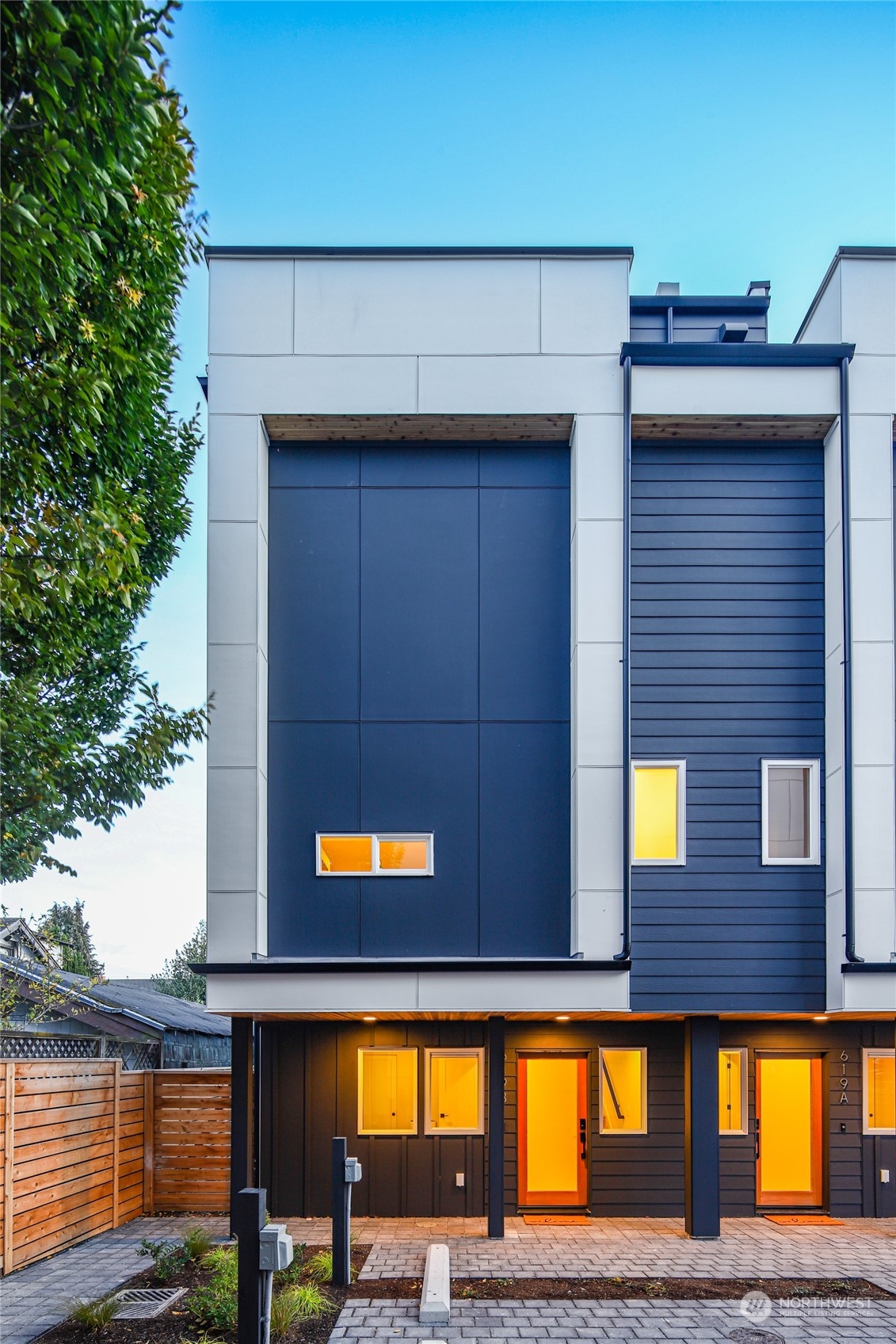619 North 48th Street, Unit B Seattle, WA 98103 - Photo 1 of 40 Gallery Image 1