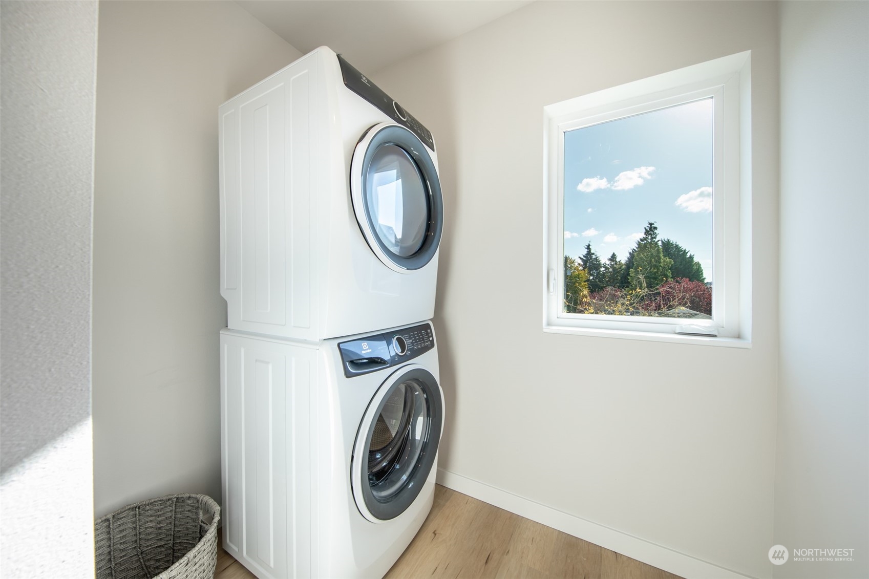 619 North 48th Street, Unit B Seattle, WA 98103 - Photo 16 of 40 Gallery Image 16