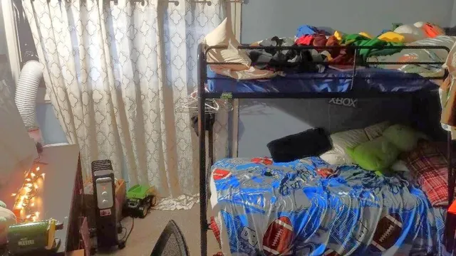 $144,900 | 23360 Glencreek Drive, Farmington Hills, MI 48336