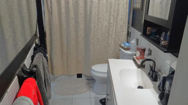 $144,900 | 23360 Glencreek Drive, Farmington Hills, MI 48336