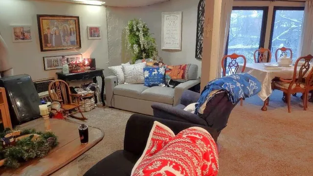 $144,900 | 23360 Glencreek Drive, Farmington Hills, MI 48336