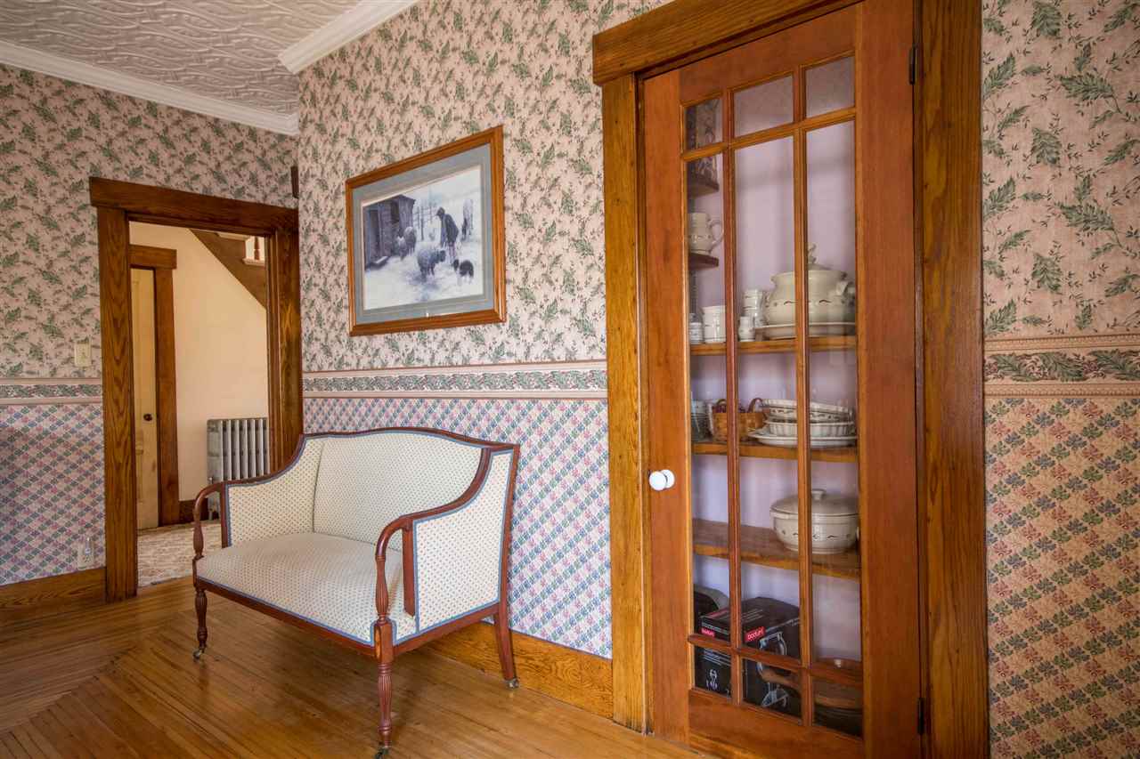 1633 Dover Road Epsom, NH 03234 - Photo 19 of 32