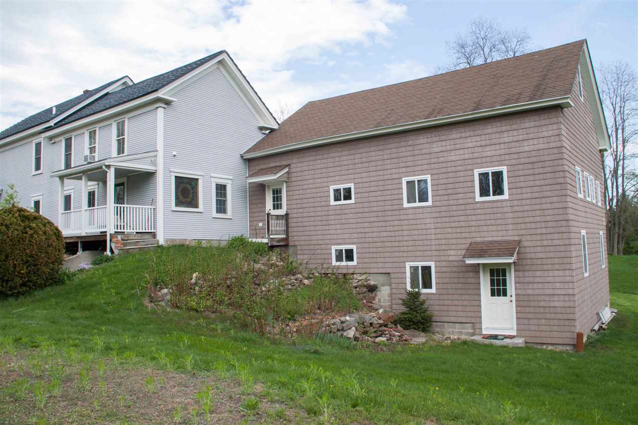1633 Dover Road Epsom, NH 03234 - Photo 7 of 32