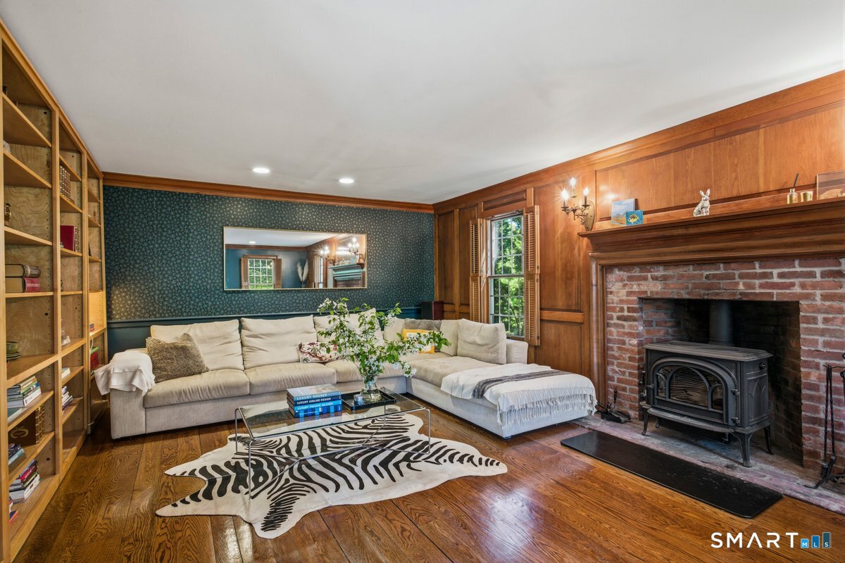 25 Highmeadow Lane Roxbury, CT 06783 - Photo 5 of 39