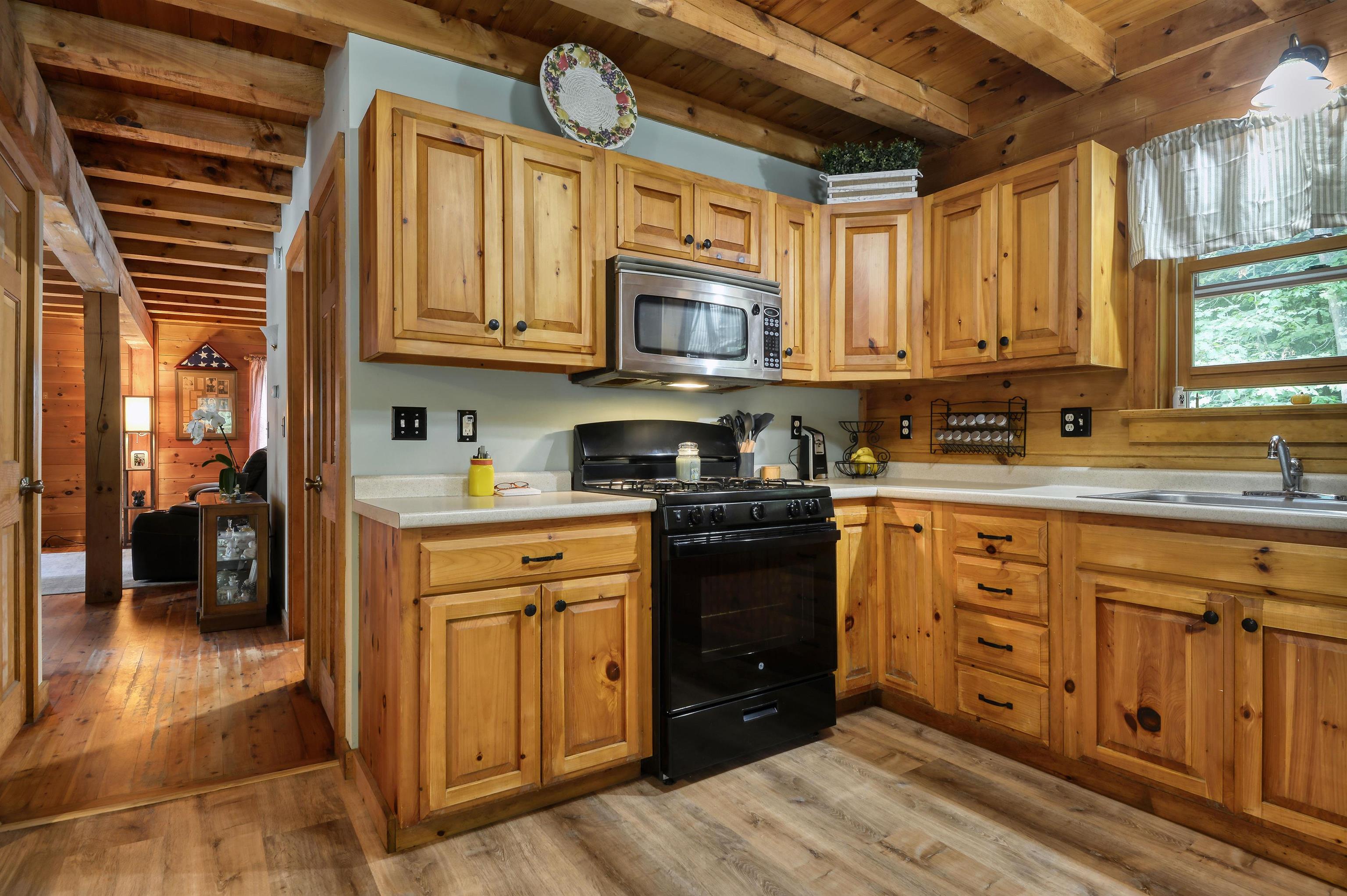 550 Winchester Road Richmond, NH 03470 - Photo 3 of 31 Gallery Image 3