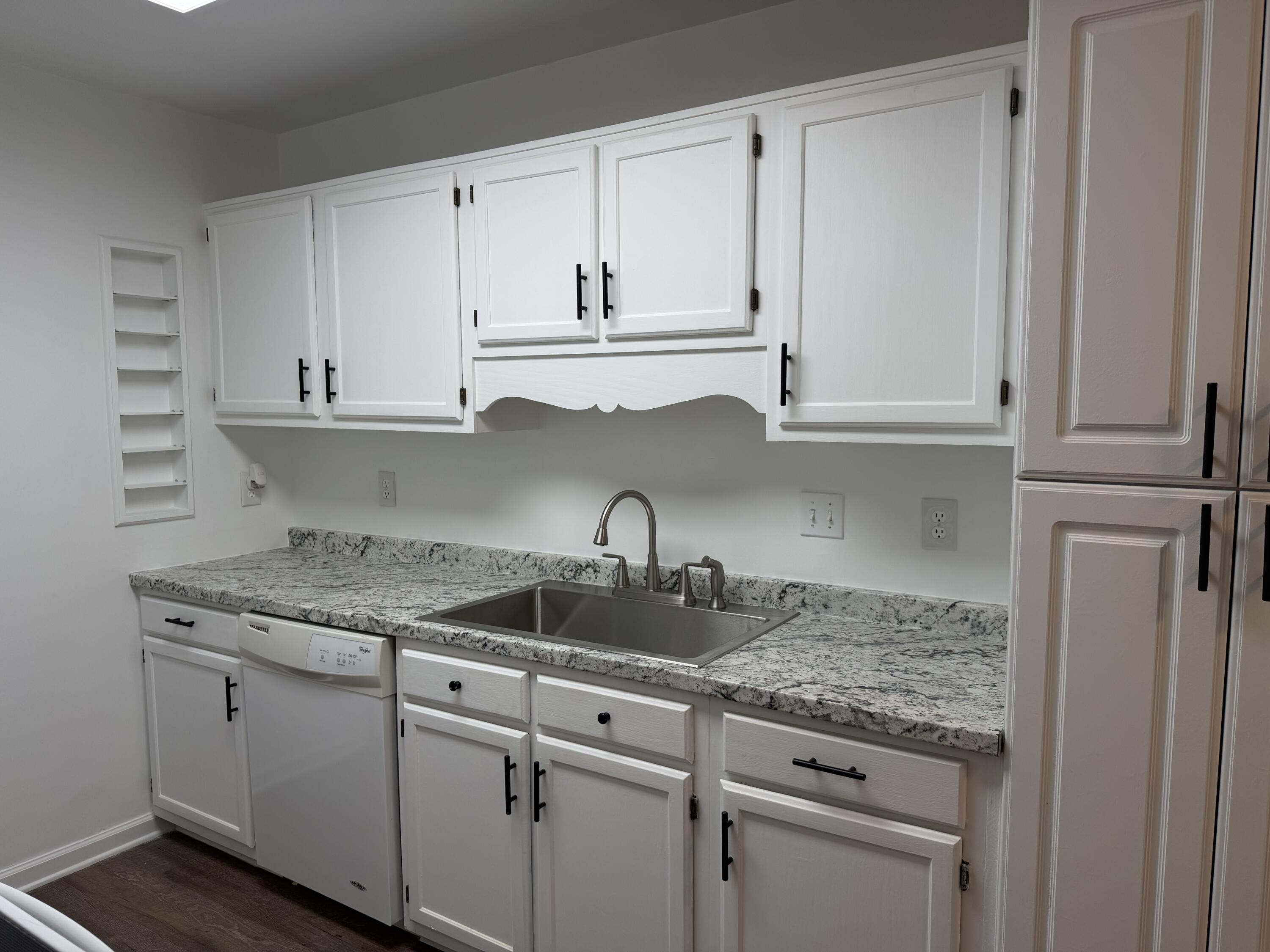 76 Indigo Lane Goose Creek, SC 29445 - Photo 2 of 19 IMG_2511