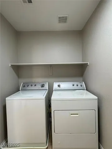 $2,090 | 8908 Bonneville Peak Court, Las Vegas, NV 89148