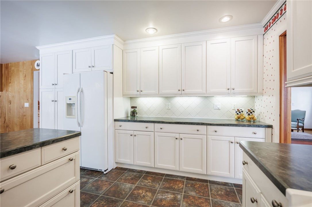 2327 Gorham Road Seneca, NY 14561 - Photo 15 of 48 Ample counter space