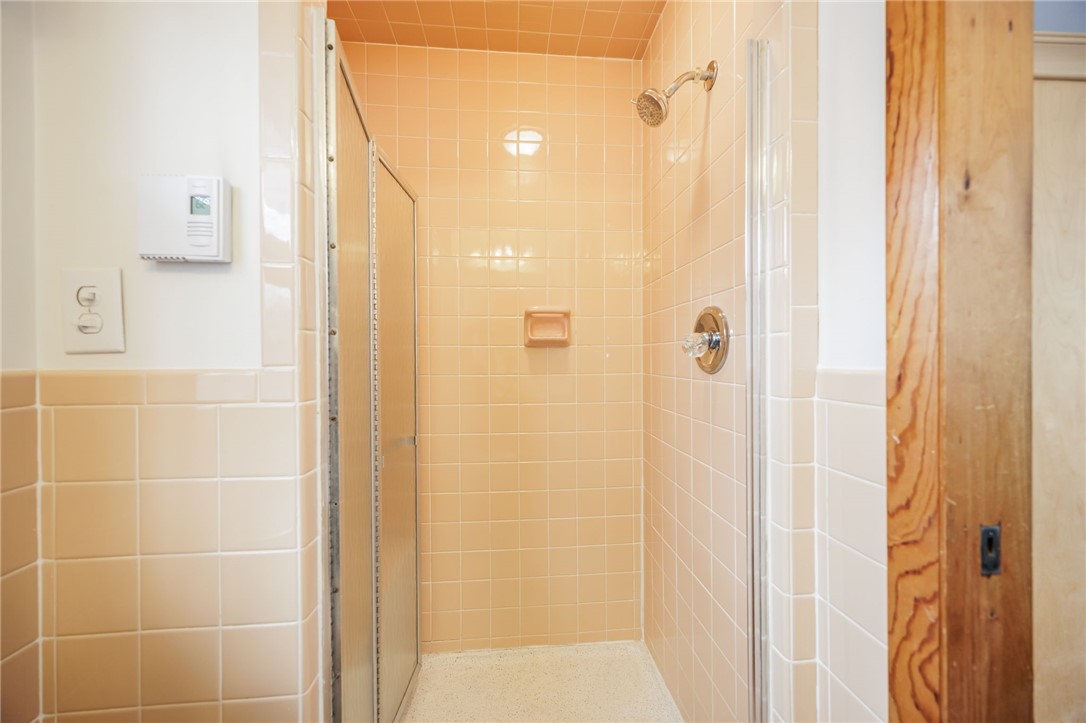 2327 Gorham Road Seneca, NY 14561 - Photo 35 of 48 Ensuite bathroom