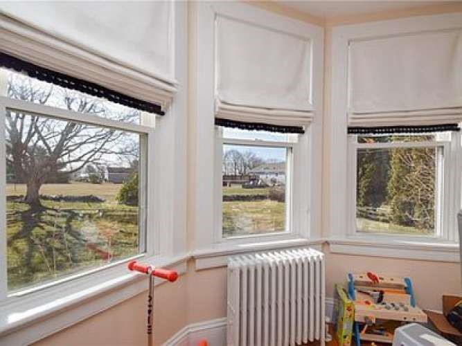 25 Sisson Pond Road Portsmouth, RI 02871 - Photo 11 of 17 Gallery Image 11