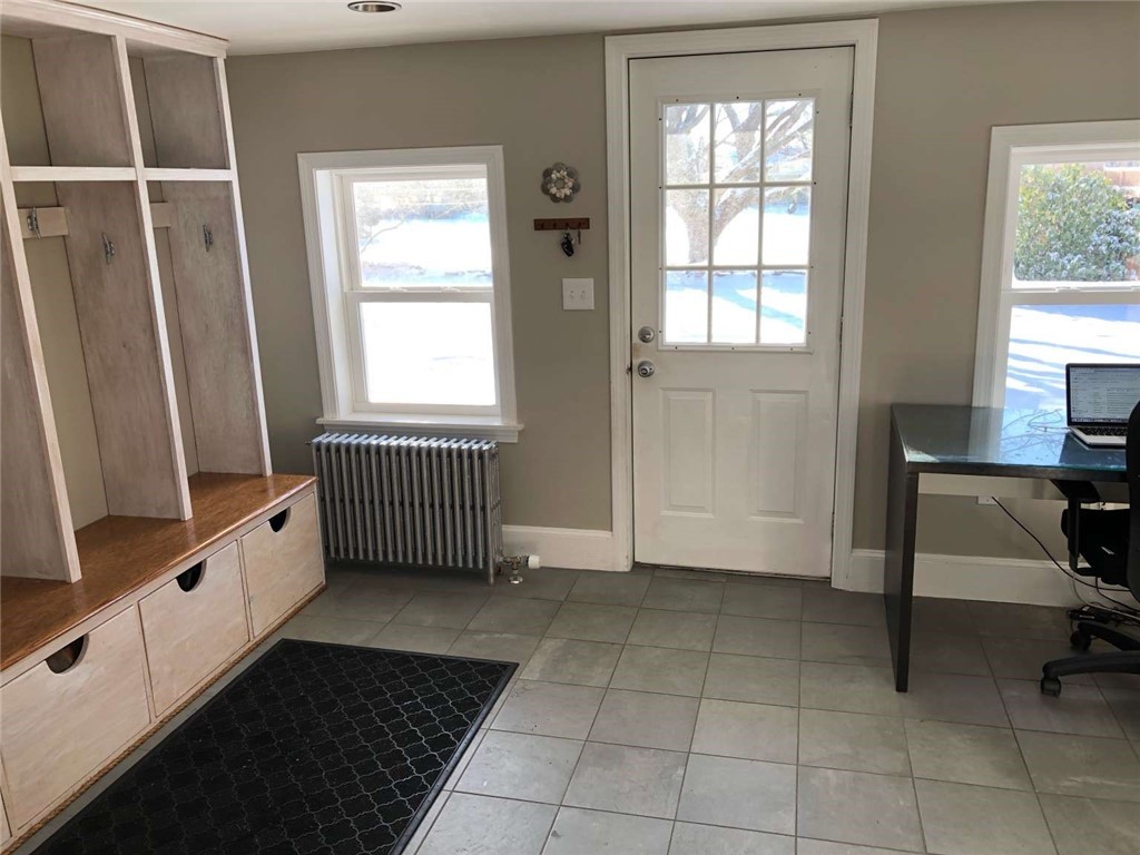 25 Sisson Pond Road Portsmouth, RI 02871 - Photo 5 of 17 Gallery Image 5