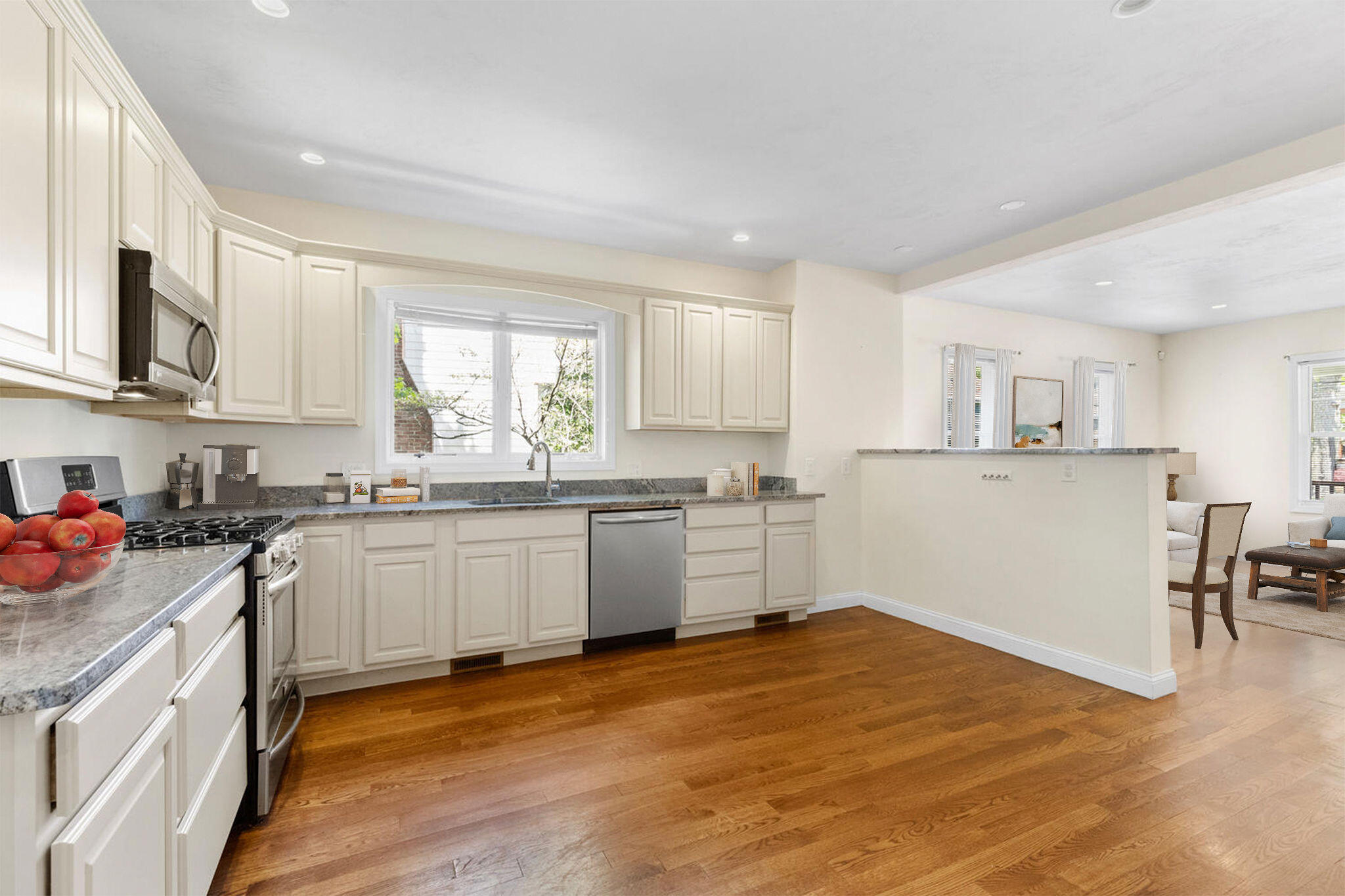 403-405 Reedsdale Road Milton, MA 02186 - Photo 15 of 43 403405ReedsdaleRdMiltonMA-large-017-016-