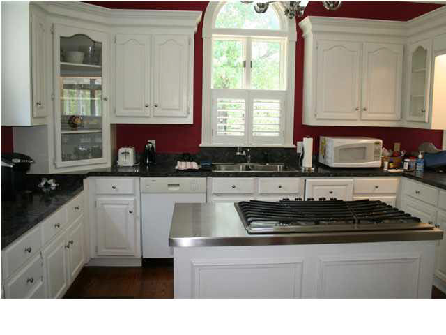 3280 McFarland Road Raymond, MS 39154 - Photo 11 of 22 Kitchen