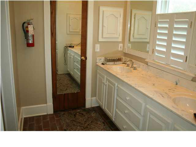 3280 McFarland Road Raymond, MS 39154 - Photo 18 of 22 Master Bath