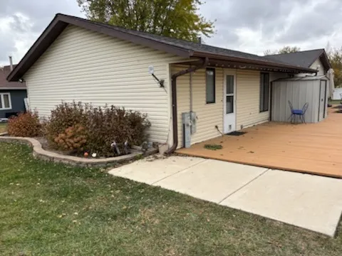 $775 | 122 Crescent Lane, Unit E, Cabery, IL 60919