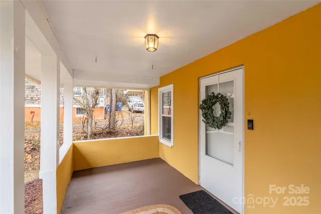 $405,000 | 20 Michigan Avenue, Asheville, NC 28806