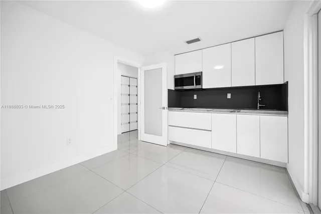 $5,000 | 13284 Southwest 39th Street, Miami, FL 33175