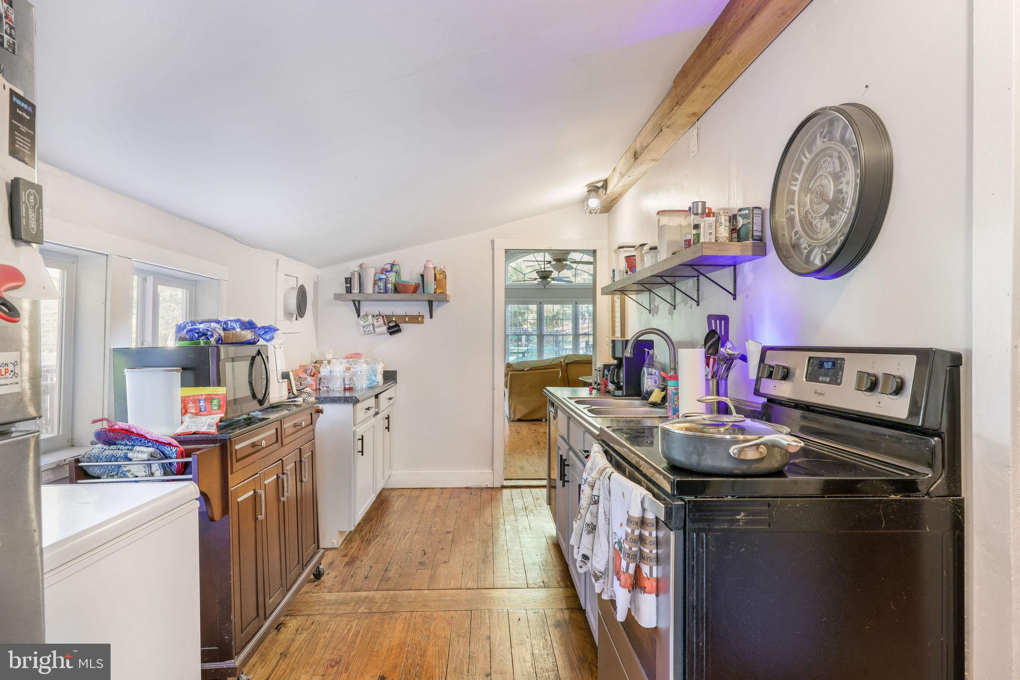 100 Wolfs Lane Fort Valley, VA 22652 - Photo 8 of 43