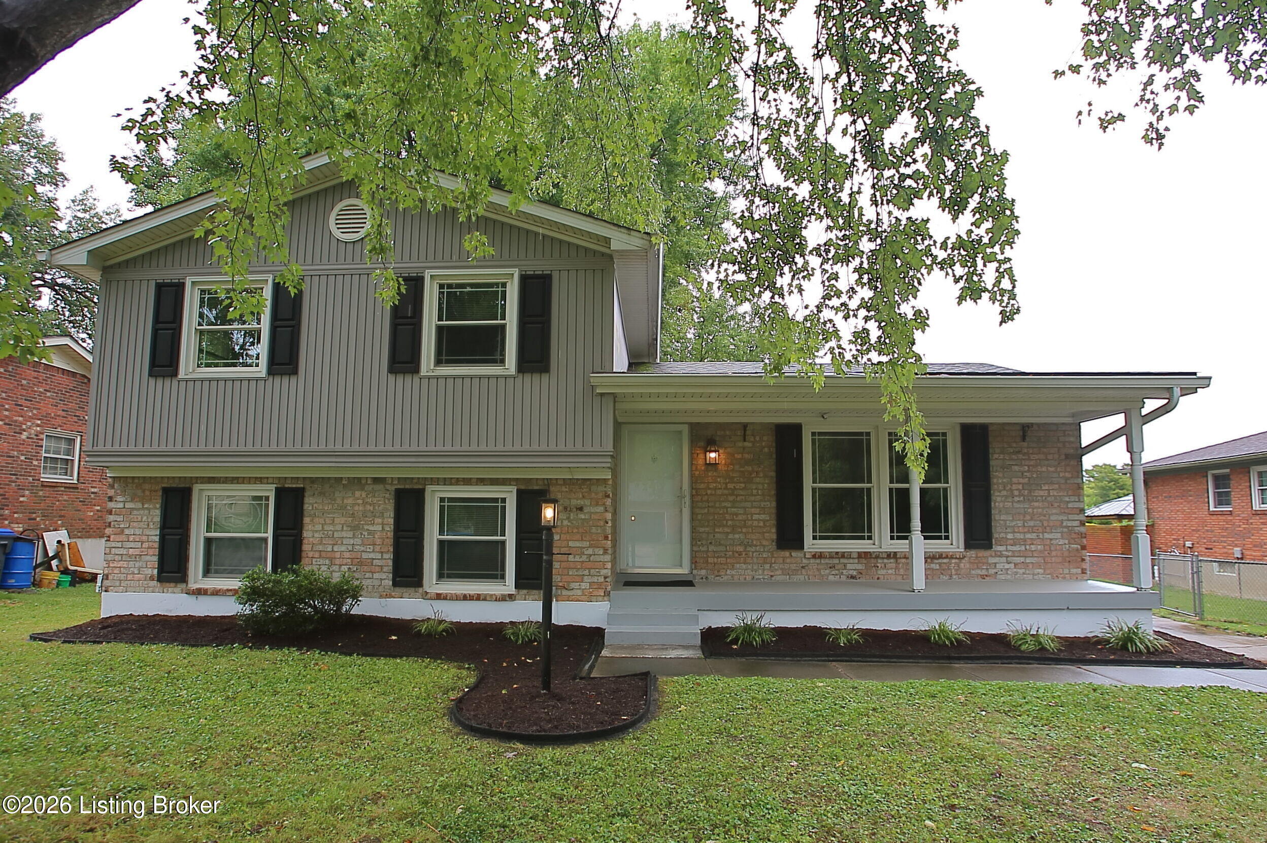 3509 Locklee Road Louisville, KY 40214 - Photo 1 of 53 Front