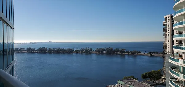$515,000 | 2101 Brickell Avenue, Unit 1808, Miami, FL 33129