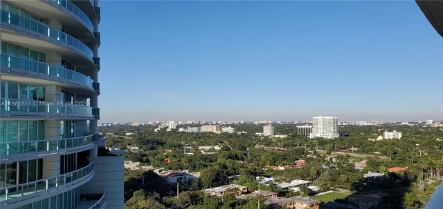 $550,450 | 2101 Brickell Avenue, Unit 1808, Miami, FL 33129