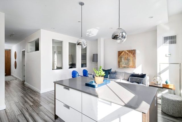 $710,000 | 346 Congress Street, Unit 313, Boston, MA 02210