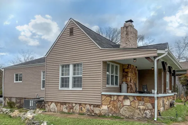 $250,000 | 713 Hargraves Avenue, Chattanooga, TN 37411