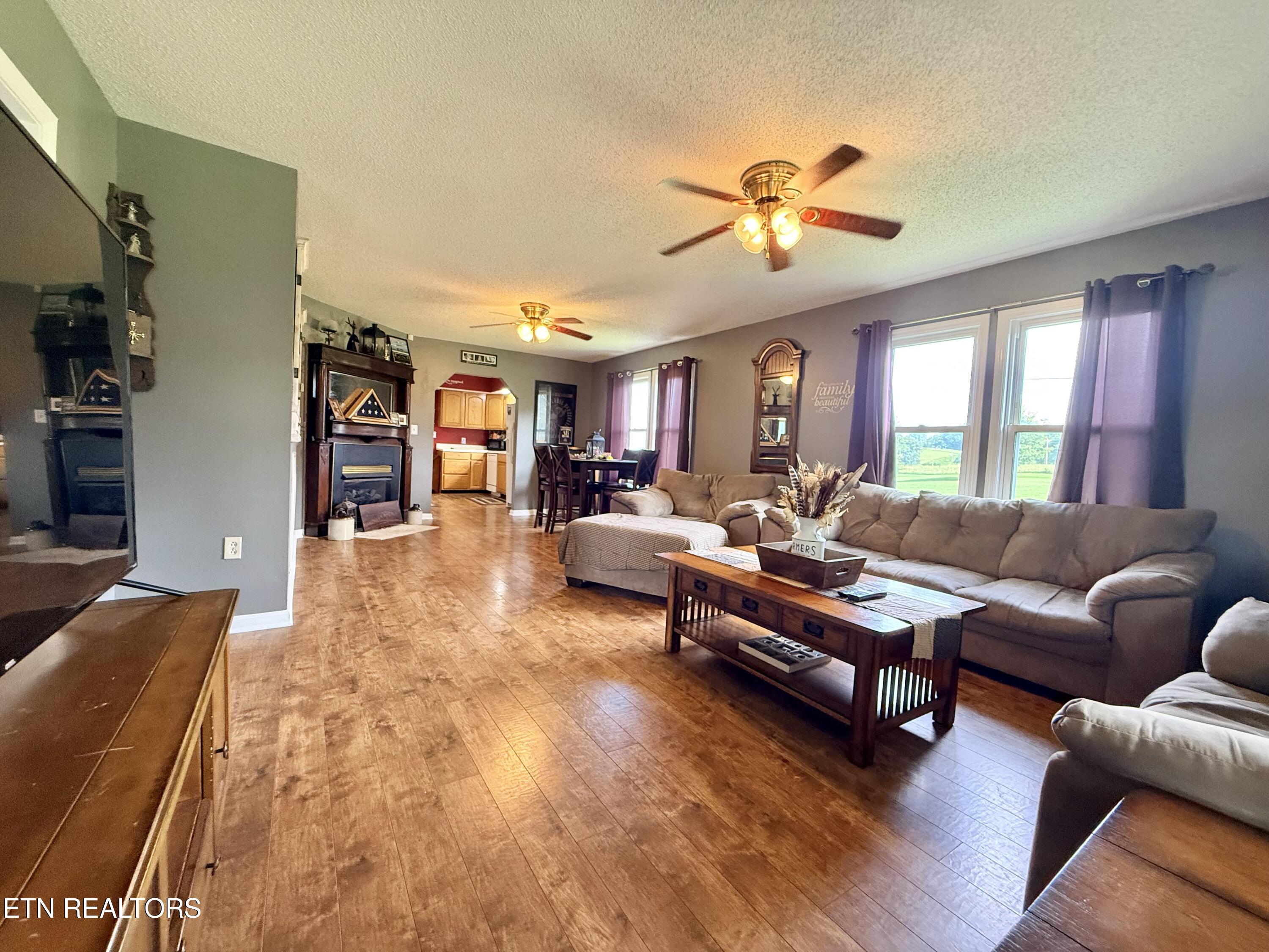 1227 Ridgeview Road Jonesville, VA 24263 - Photo 6 of 50 IMG_2825