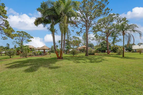 $140,000 | 1800 Southeast St Lucie Boulevard, Unit 12206, Stuart, FL 34996