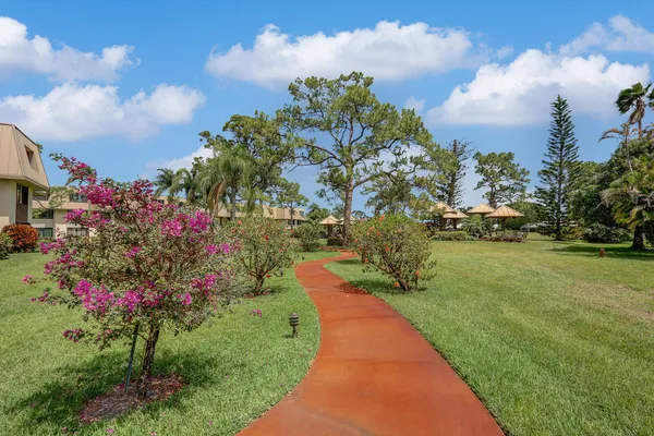 $140,000 | 1800 Southeast St Lucie Boulevard, Unit 12206, Stuart, FL 34996