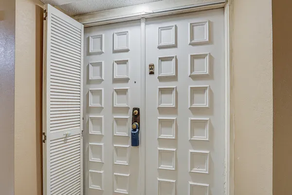 $140,000 | 1800 Southeast St Lucie Boulevard, Unit 12206, Stuart, FL 34996