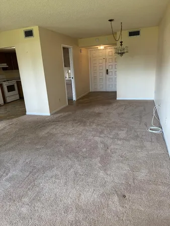 $140,000 | 1800 Southeast St Lucie Boulevard, Unit 12206, Stuart, FL 34996