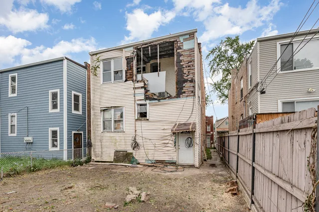 $184,700 | 4920 West Cortez Street, Chicago, IL 60651