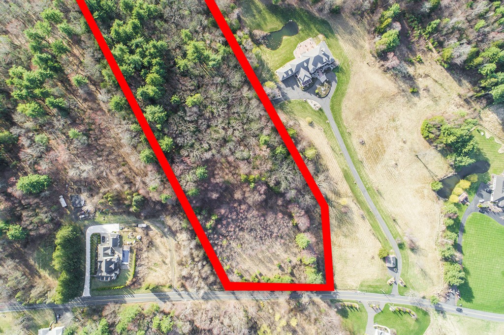 259 Hillside Road Southwick, MA 01077 - Photo 1 of 4 Gallery Image 1